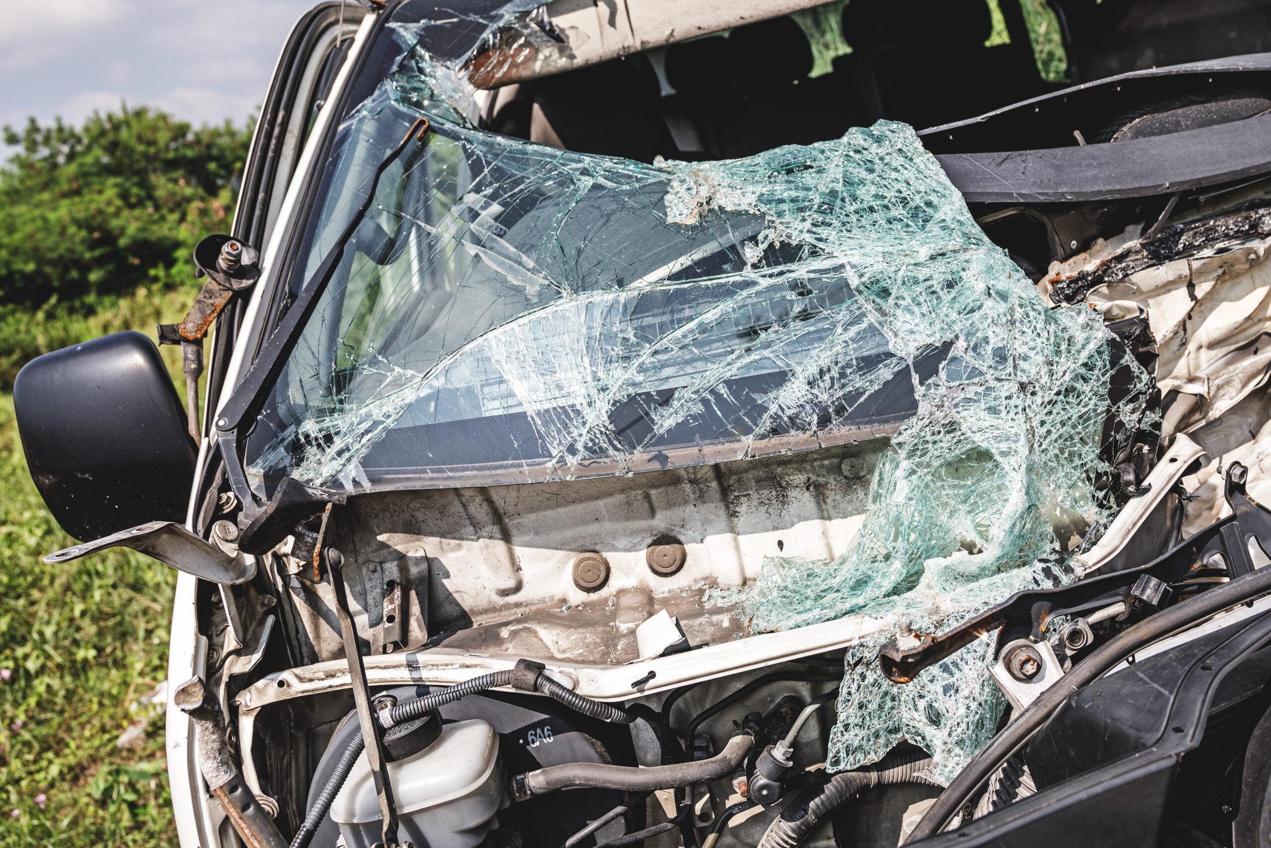Fatal minivan rollover crash on I-264 near Victory Boulevard in Portsmouth Virginia